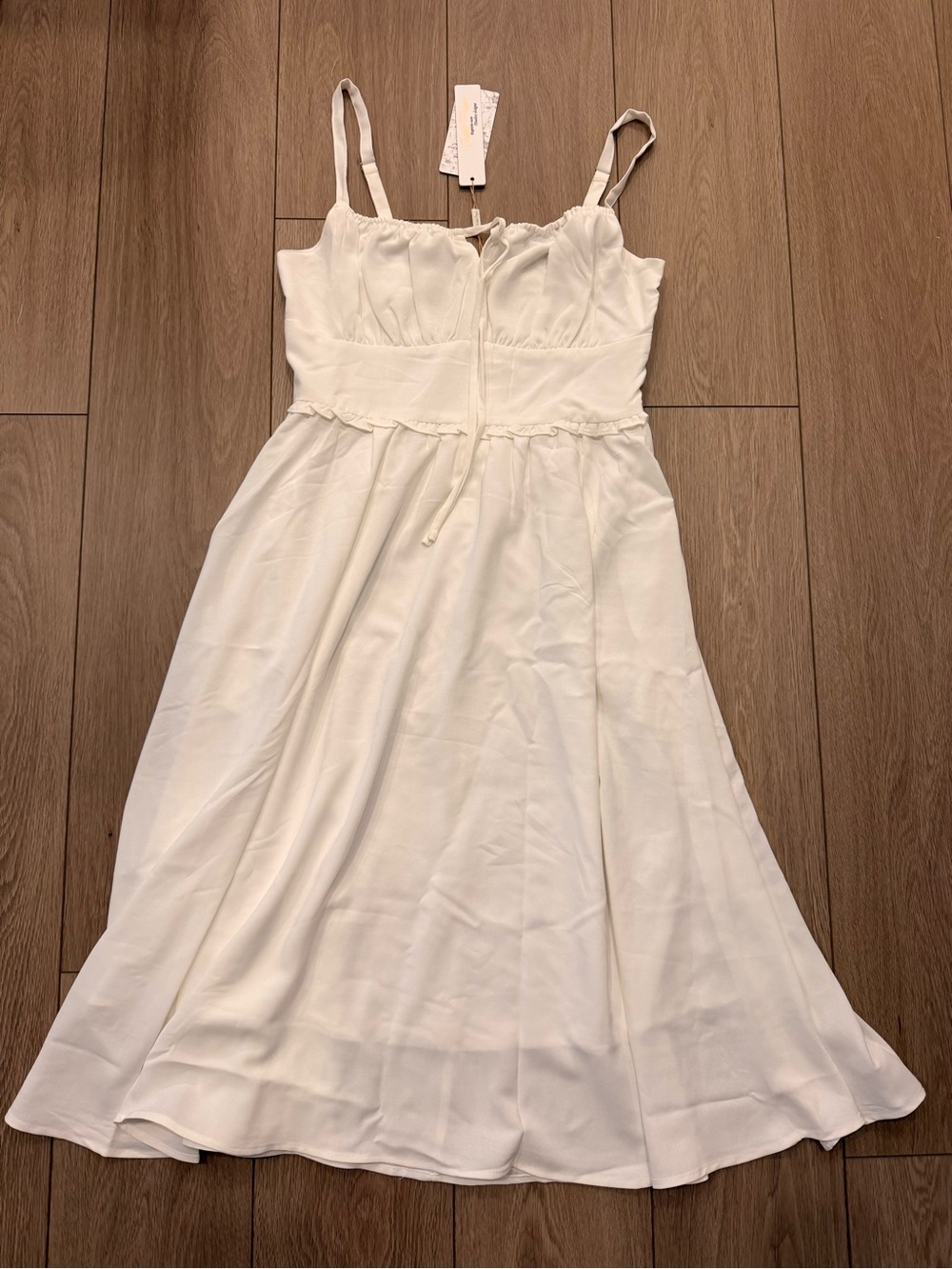 Nwt- women’s size medium- White Spaghetti-Strap Summer Dress